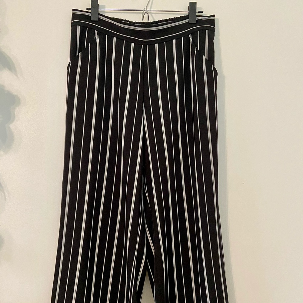 Black stripe pants